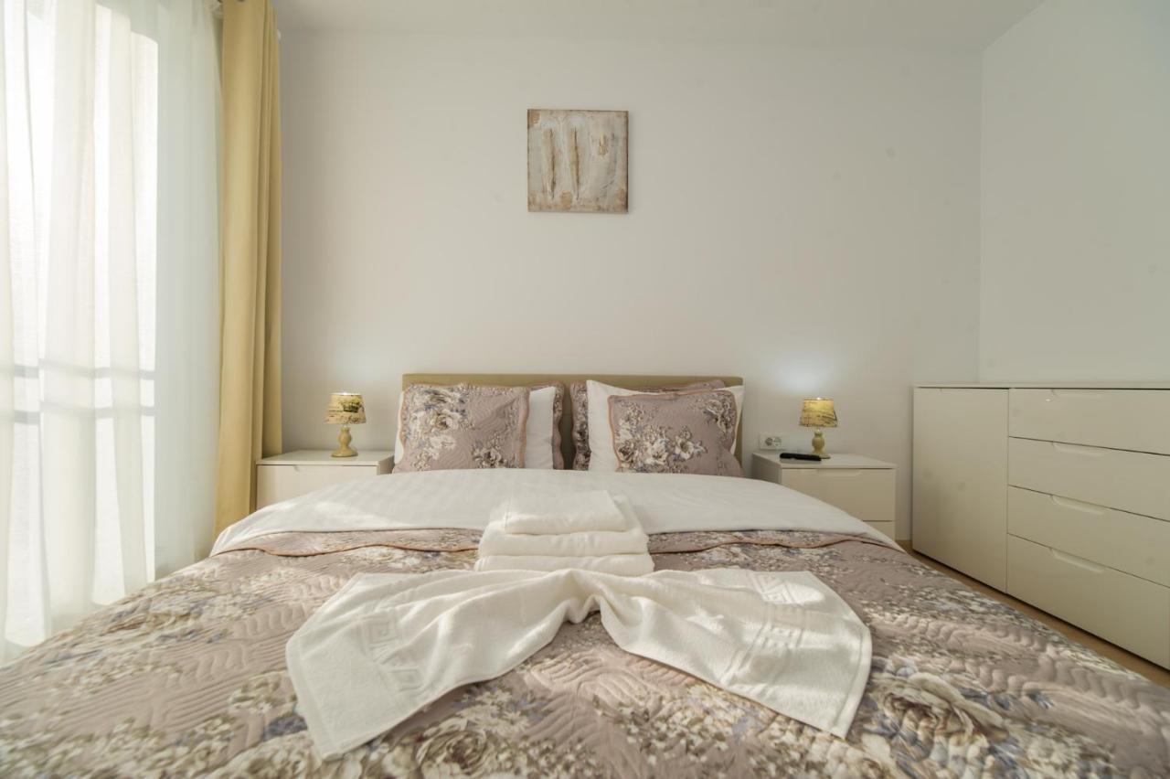 Deluxe Suite Coresi Braşov Exteriör bild
